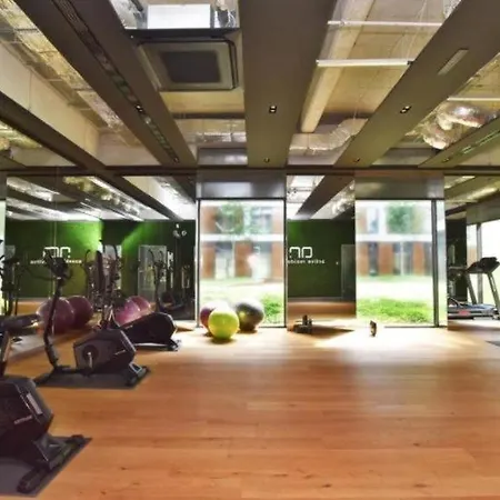 Active Blue アパート *